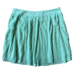 FOREVER 21 Seafoam Green Pleated Mini Skirt Lined Mint Short Skirt Size M Medium